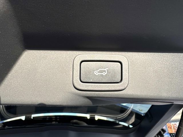 Used 2022 Land Rover Range Rover Sport HSE Silver Edition image 14