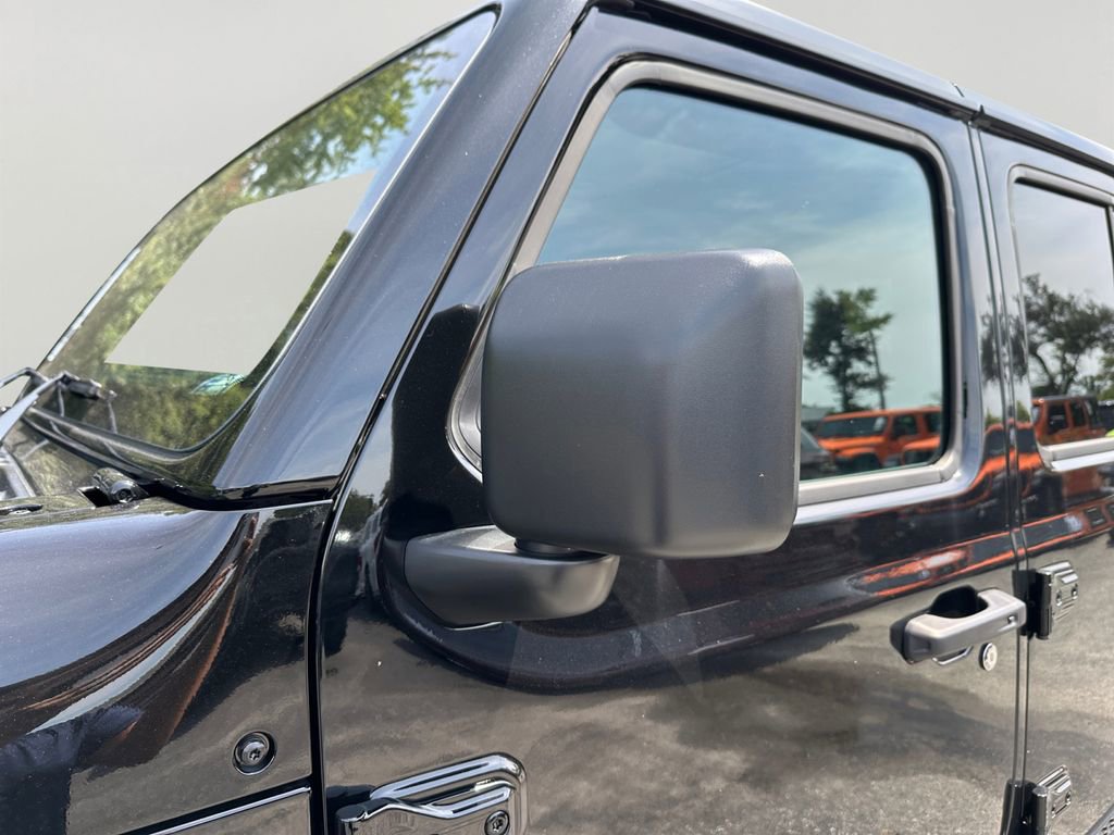 New 2025 Jeep Gladiator Sport AWD/4WD image 11