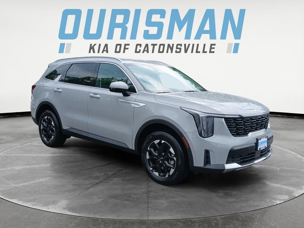 New 2025 Kia Sorento S