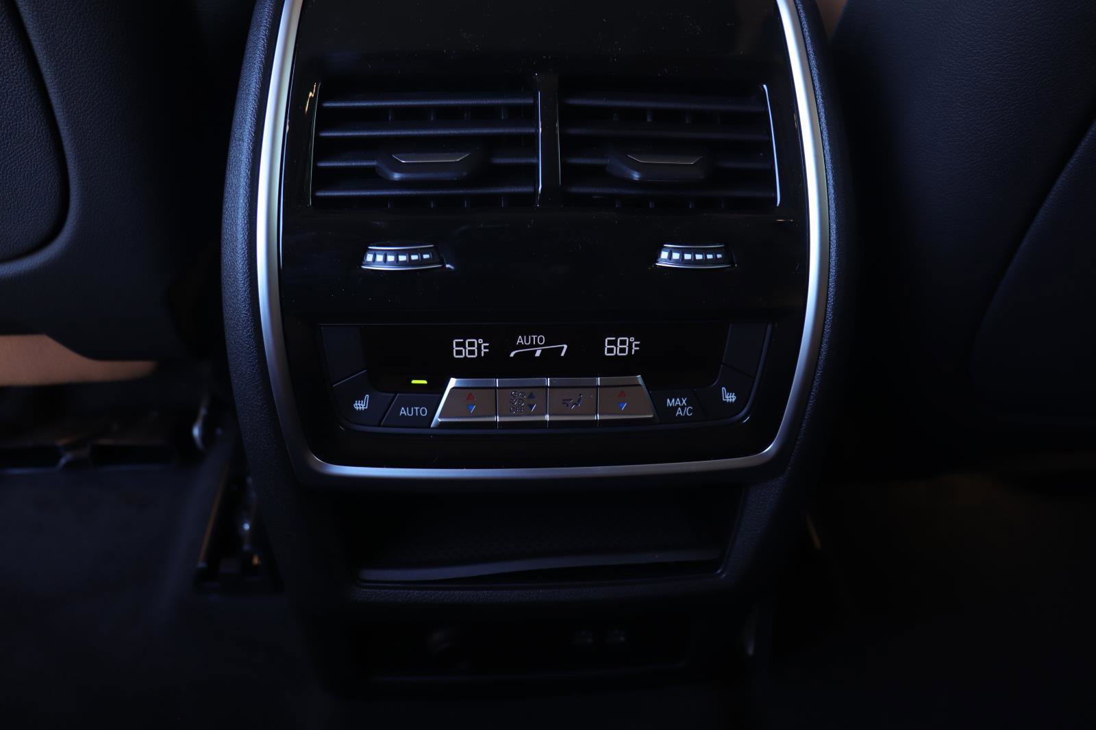 New 2026 BMW X7 xDrive40i image 27