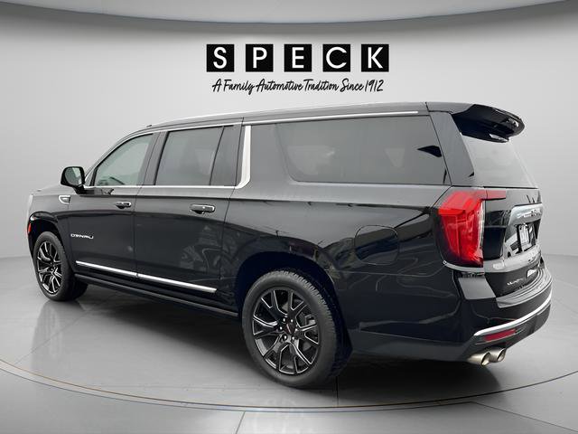 Used 2024 GMC Yukon XL Denali image 3