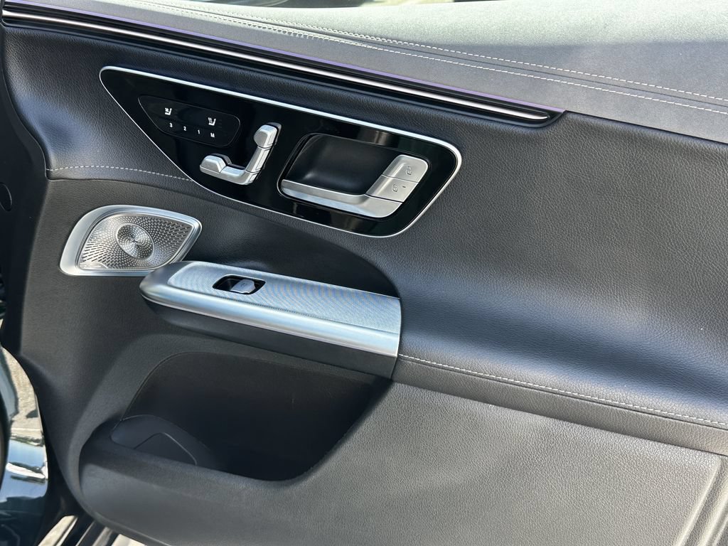 Certified 2023 Mercedes-Benz EQE 500 4MATIC SUV w/ Pinnacle Trim Package image 16