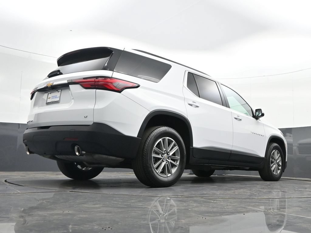 Used 2023 Chevrolet Traverse LT AWD/4WD image 35
