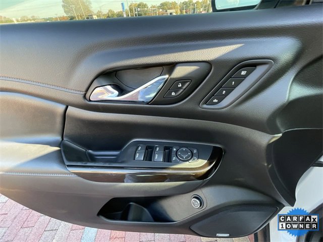 Used 2023 GMC Acadia AT4 w/ Technology Package image 12