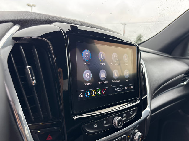Used 2023 Chevrolet Traverse LT FWD image 19