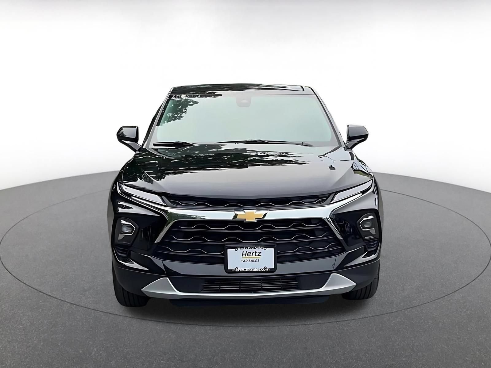 Used 2026 Chevrolet Blazer LT AWD/4WD image 3