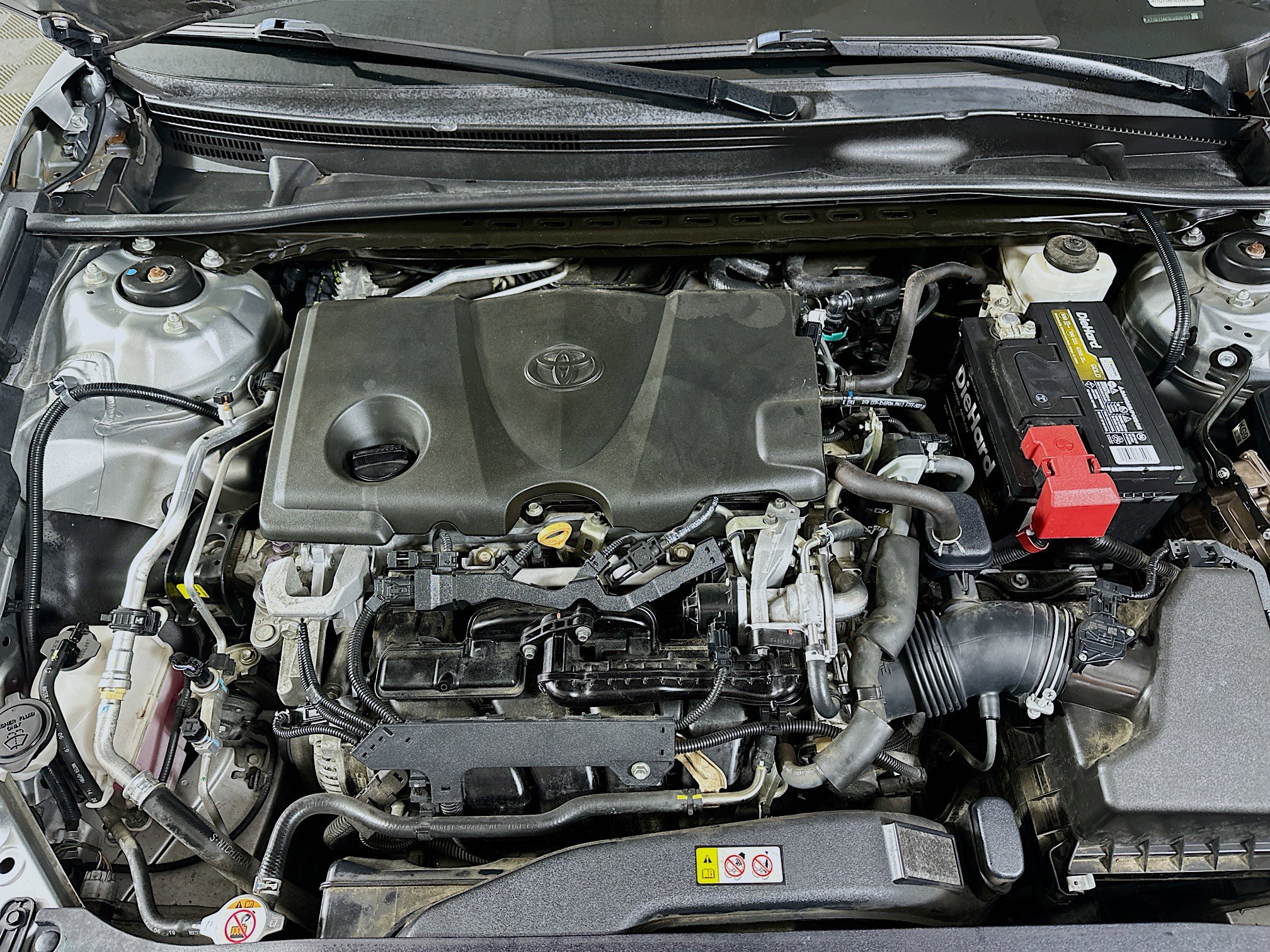 Used 2020 Toyota Camry SE FWD image 31