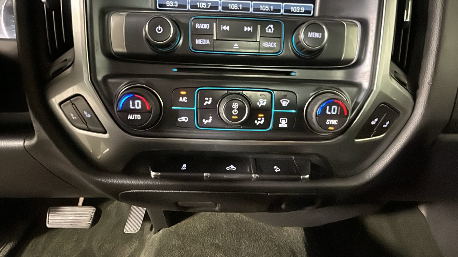 Used 2014 Chevrolet Silverado 1500 LT w/ All Star Edition AWD/4WD image 26