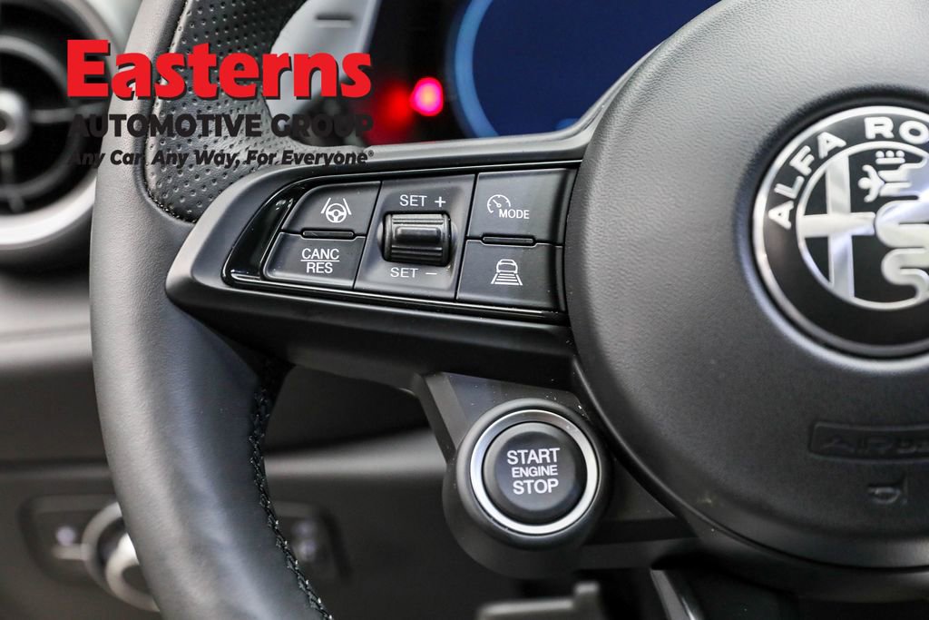 Used 2024 Alfa Romeo Tonale Veloce w/ Active Assist Package AWD/4WD image 15