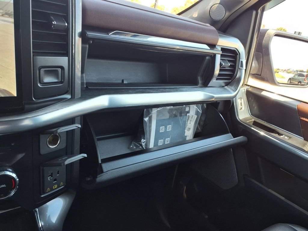 Used 2023 Ford F150 Lariat w/ Equipment Group 502A High image 34