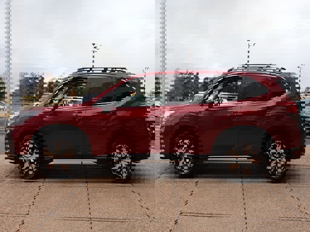 Used 2020 Subaru Forester Touring image 3