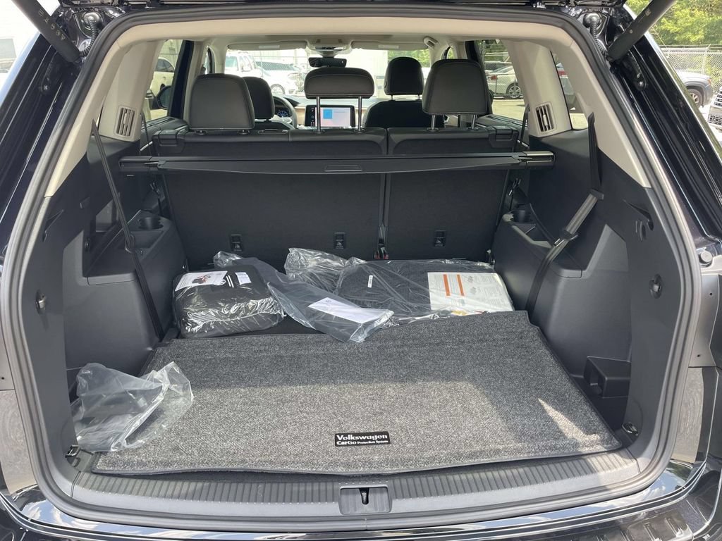 New 2026 Volkswagen Atlas SE FWD image 10