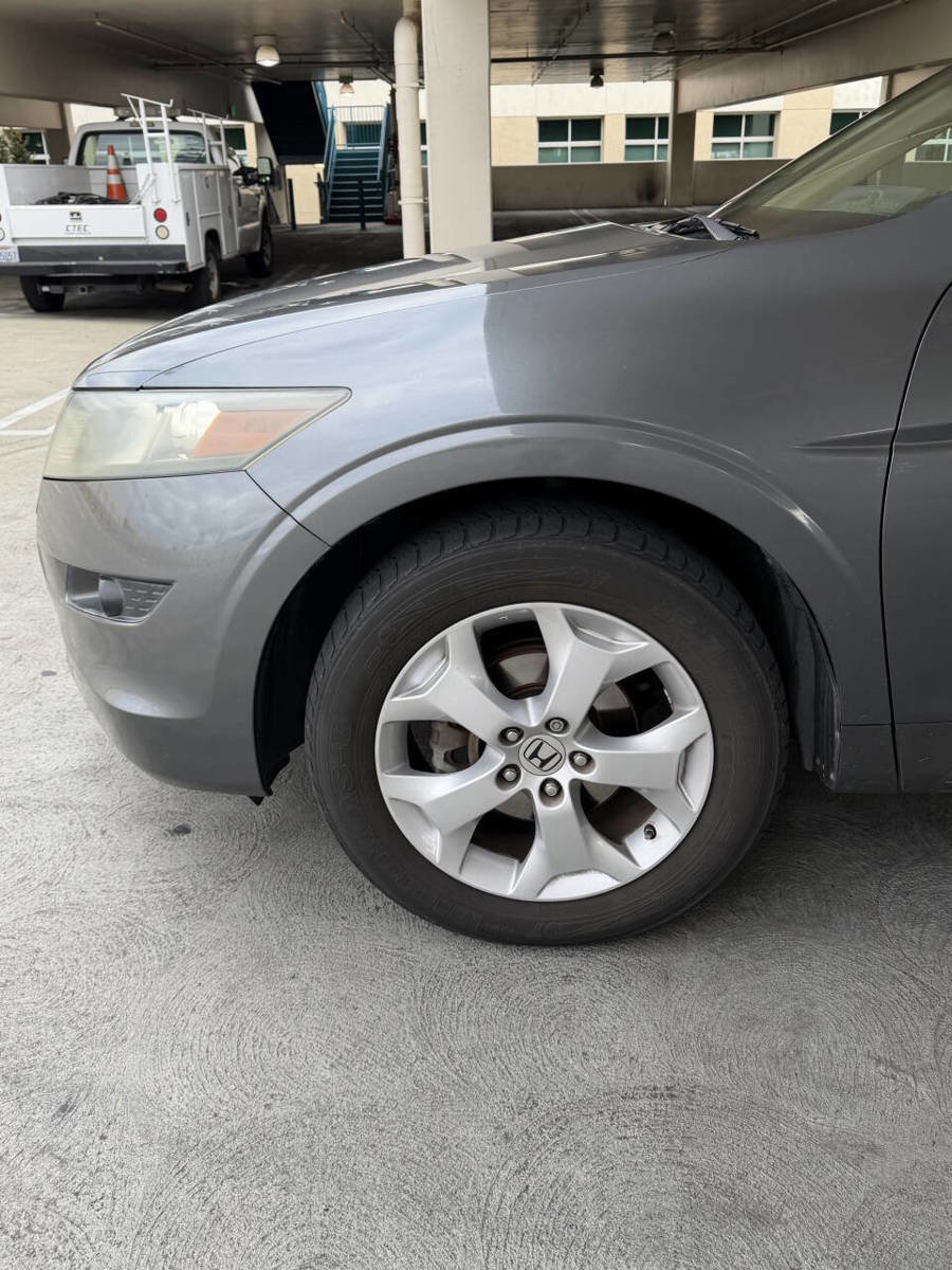 Used 2010 Honda Crosstour EX-L image 9