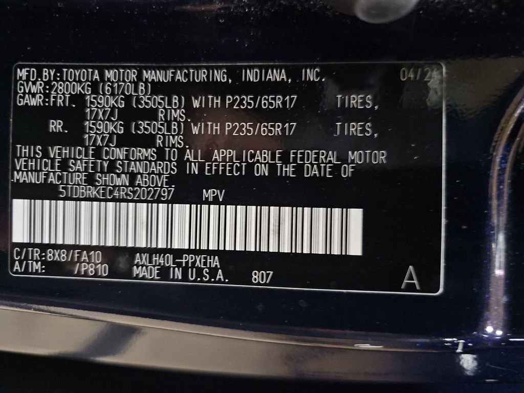 Certified 2024 Toyota Sienna LE image 25