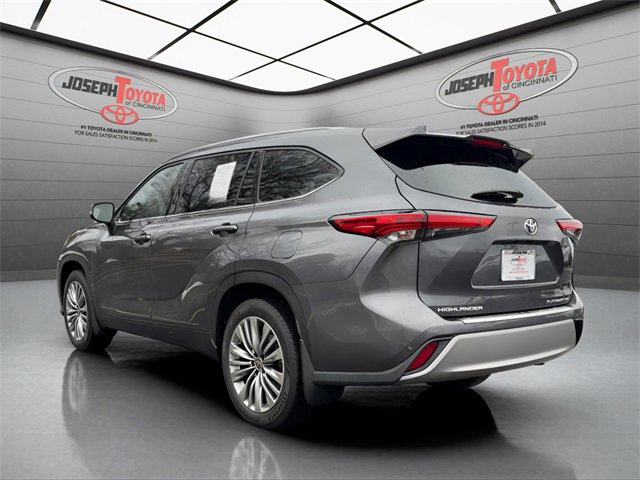 Certified 2021 Toyota Highlander Platinum image 11