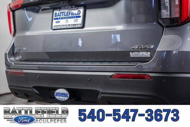 New 2026 Ford Explorer Active AWD/4WD image 8