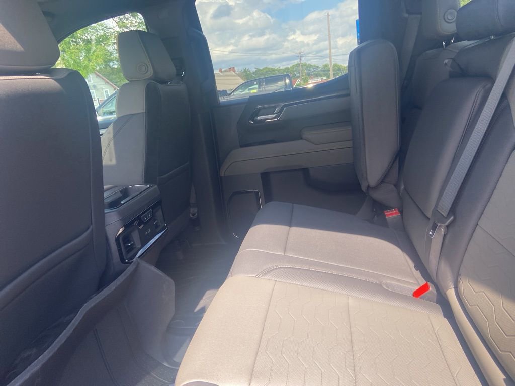 New 2026 Chevrolet Silverado 1500 ZR2 image 13