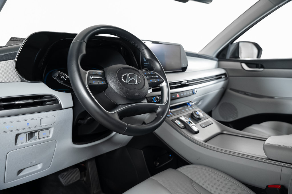 Certified 2024 Hyundai Palisade SEL FWD image 27