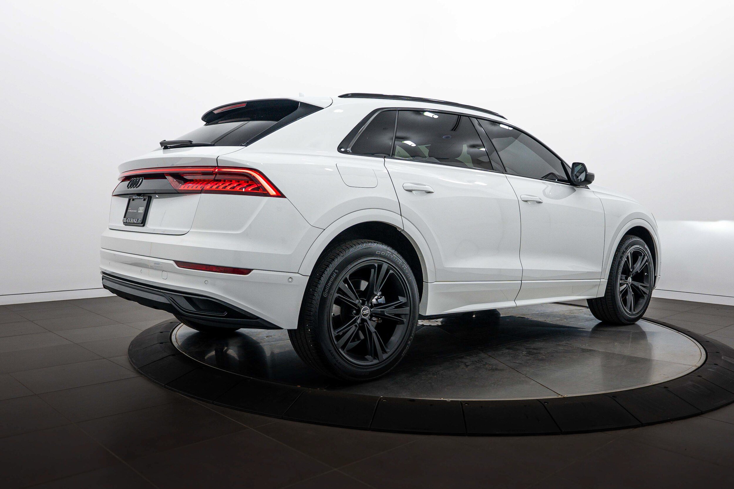 Certified 2023 Audi Q8 Premium w/ Convenience Package AWD/4WD image 4