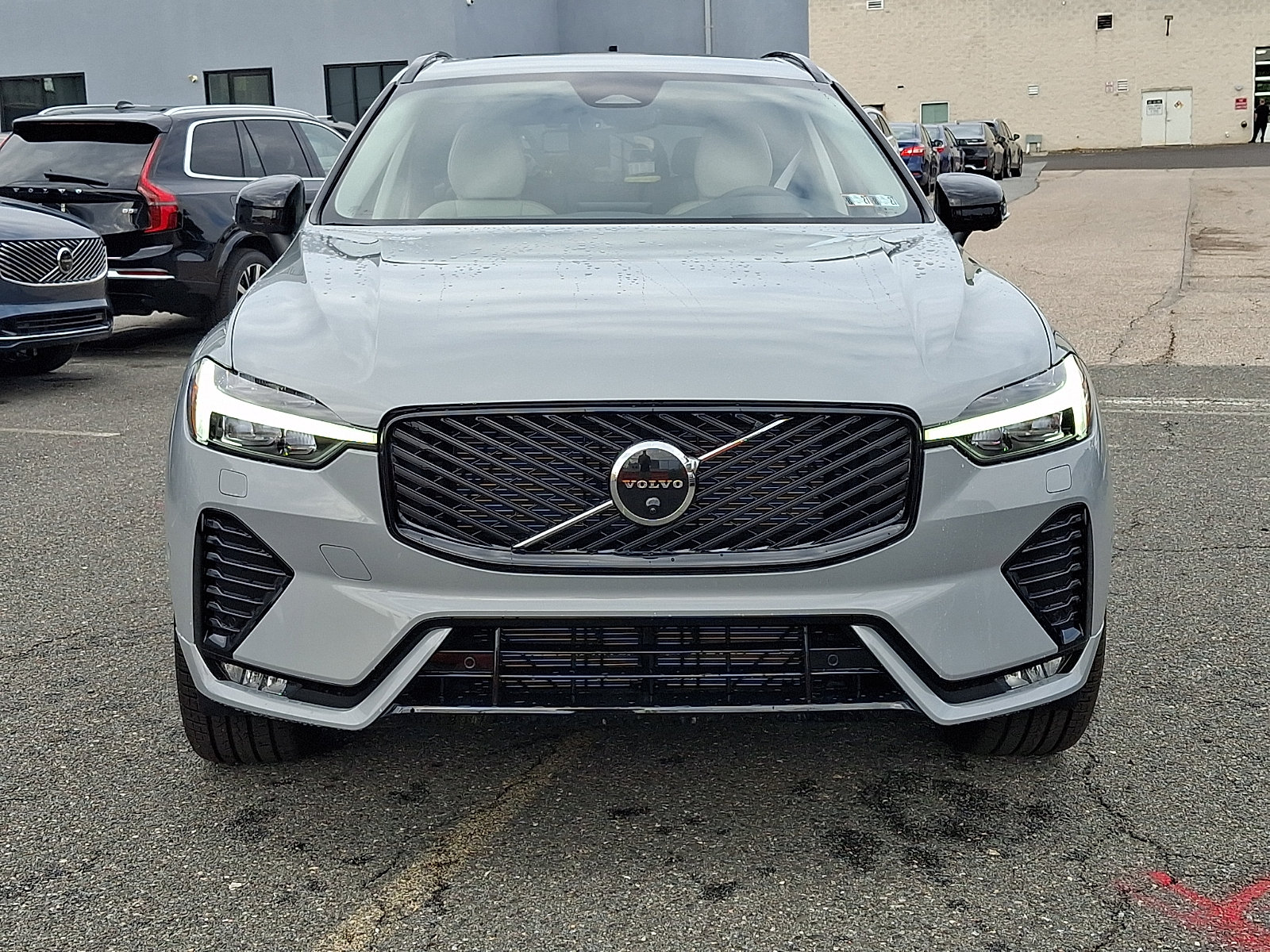 New 2027 Volvo XC60 B5 Ultra AWD/4WD image 2