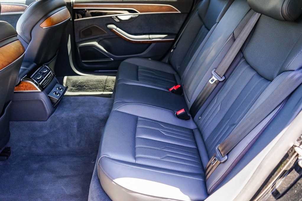 Used 2024 Audi A8 L 3.0T w/ Comfort Plus Package AWD/4WD image 17