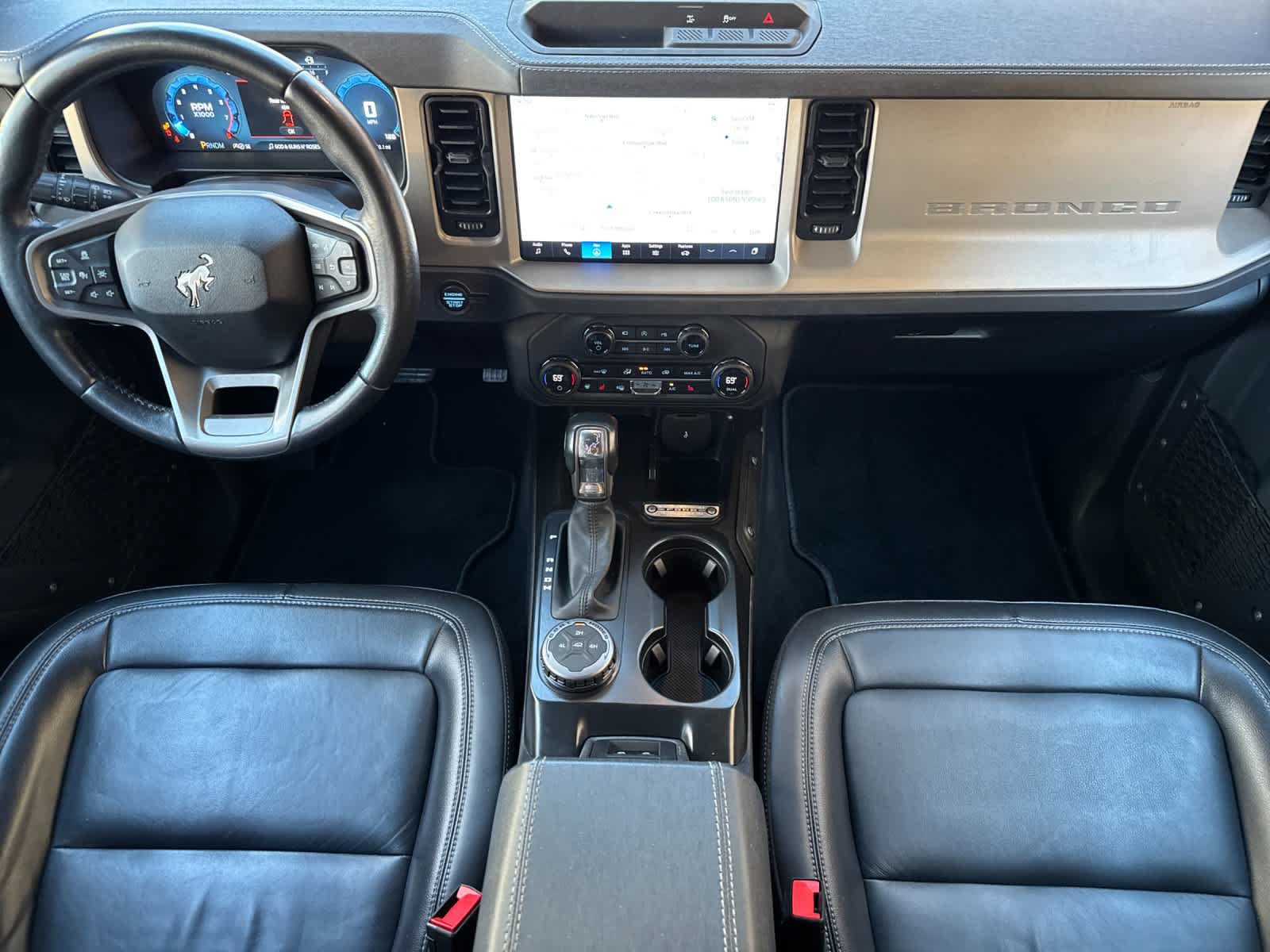 Certified 2025 Ford Bronco Outer Banks AWD/4WD image 3