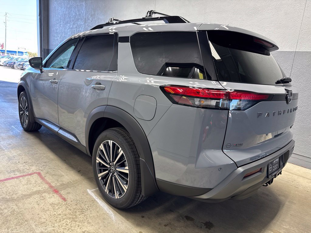New 2026 Nissan Pathfinder Platinum AWD/4WD image 7