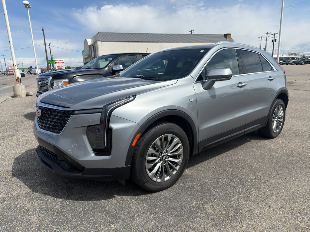 Used 2024 Cadillac XT4 Premium Luxury AWD/4WD image 1