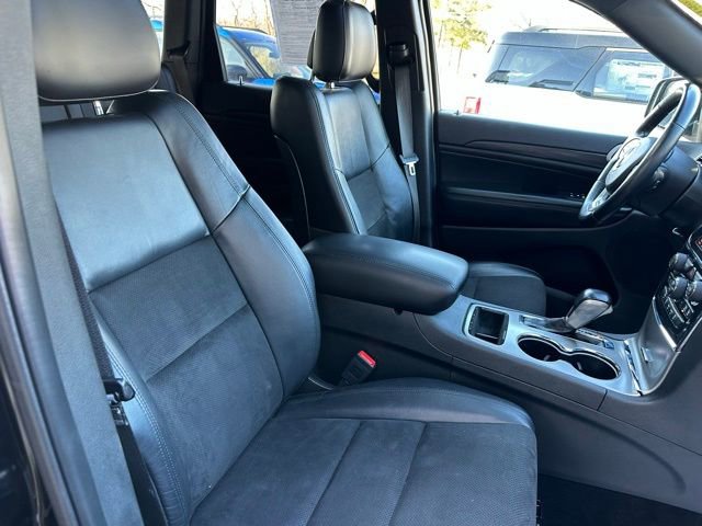 Used 2021 Jeep Grand Cherokee Laredo X image 12