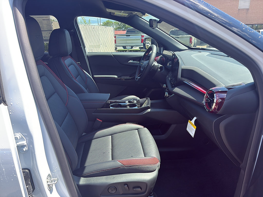 New 2026 Chevrolet Equinox RS w/ Convenience Package III AWD/4WD image 12