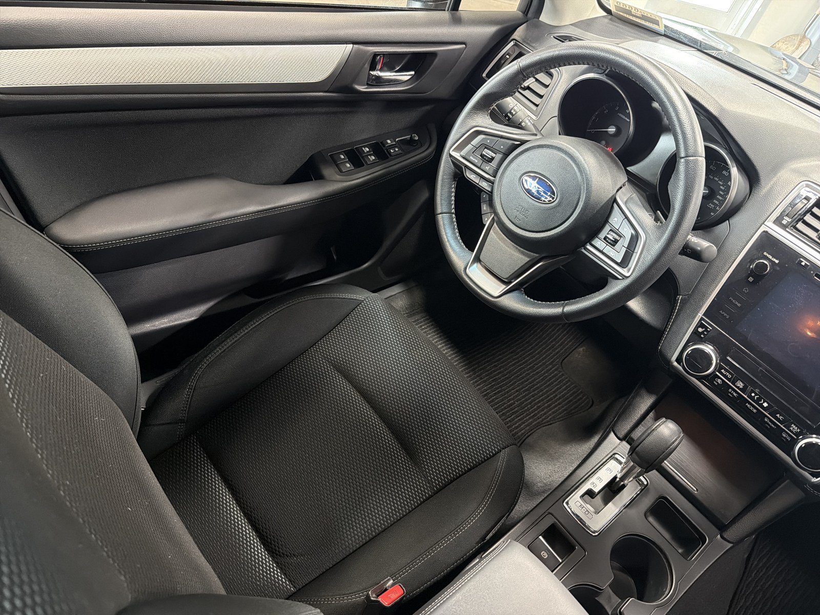Used 2019 Subaru Outback 2.5i Premium AWD/4WD image 9