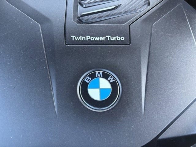 Used 2022 BMW X6 xDrive40i AWD/4WD image 58