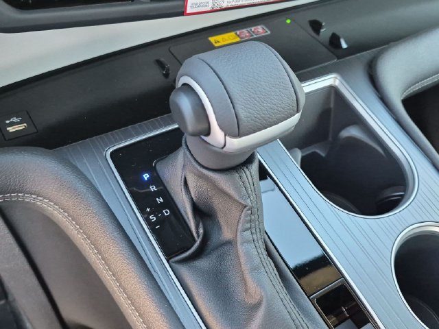 New 2026 Toyota Sienna XLE FWD image 21