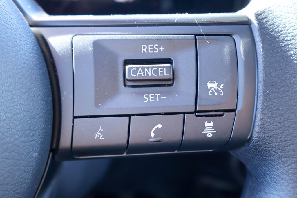 Certified 2025 Nissan Kicks SV image 13