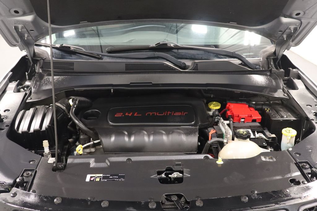 Certified 2019 Jeep Compass Trailhawk w/ Safety & Security Group image 23