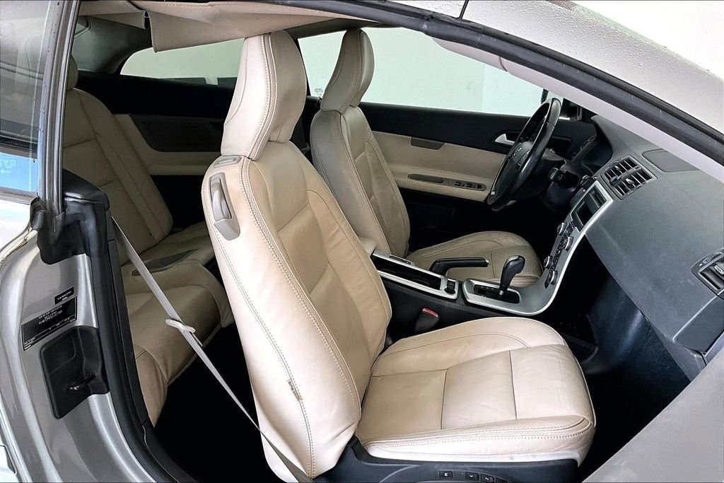 Used 2012 Volvo C70 T5 image 10