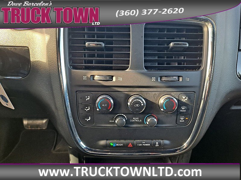 Used 2016 Dodge Grand Caravan SE image 20