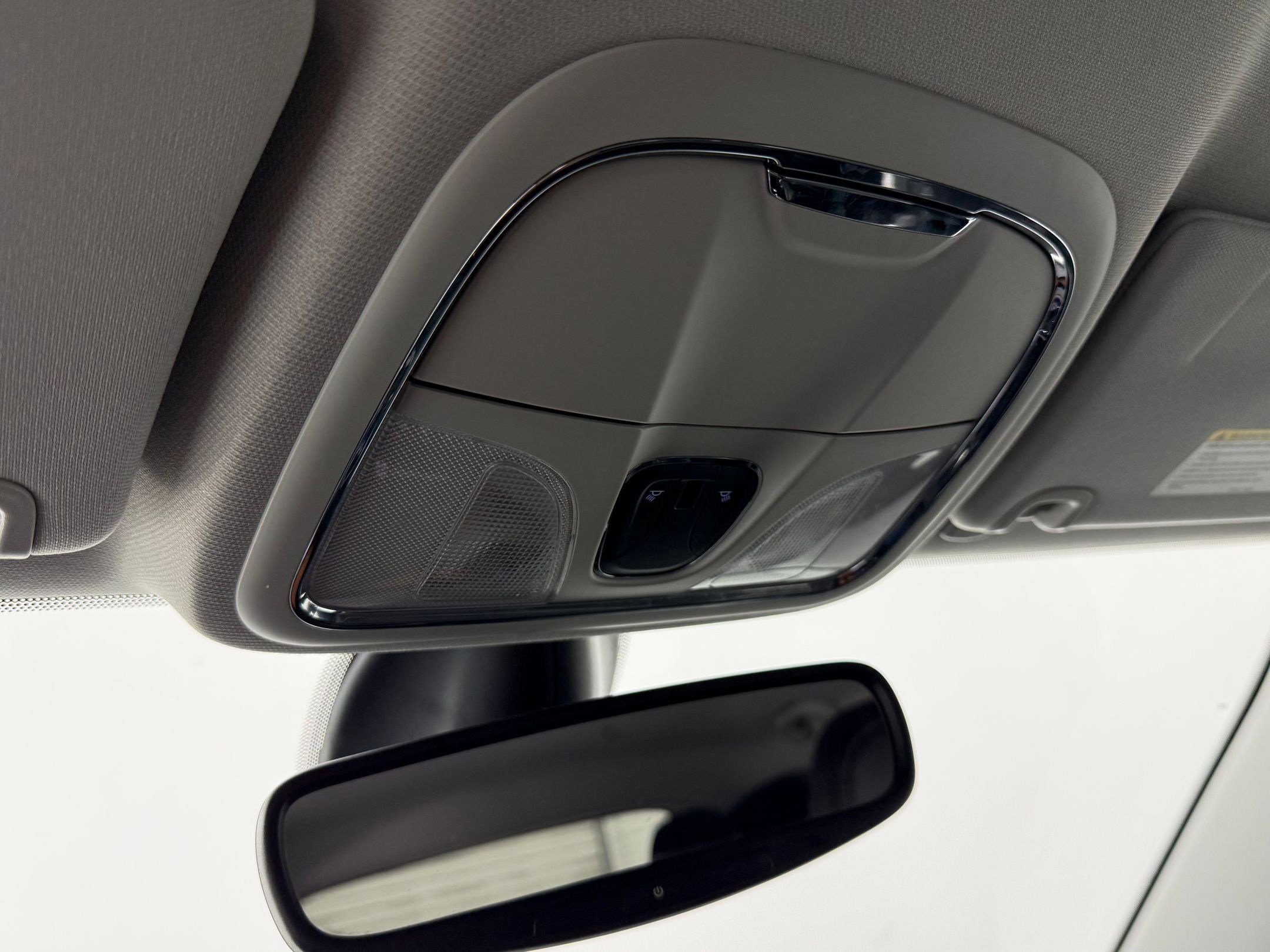 Used 2019 Jeep Cherokee Limited image 21