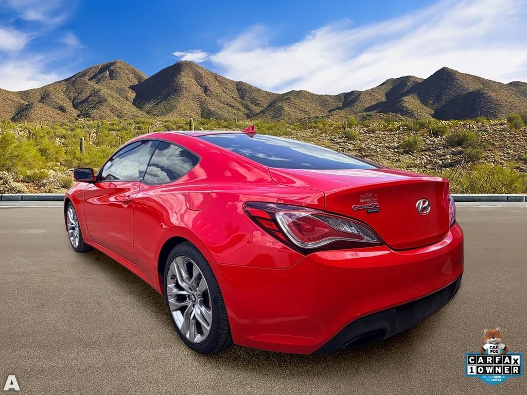 Used 2016 Hyundai Genesis Coupe 3.8 RWD image 3