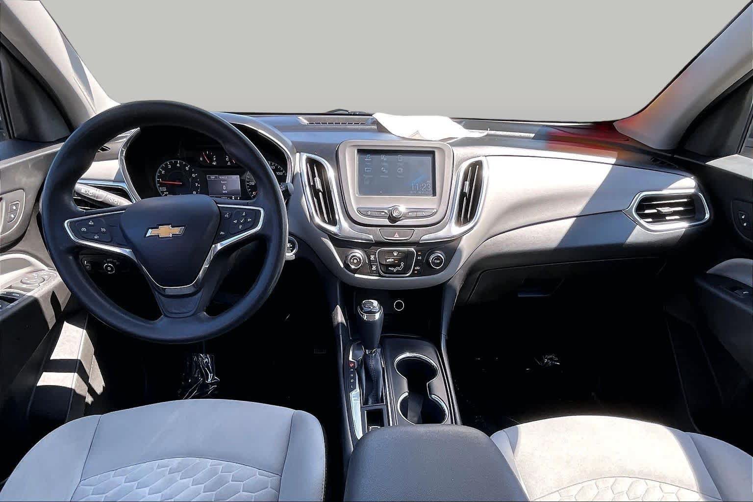 Used 2018 Chevrolet Equinox LS FWD image 15