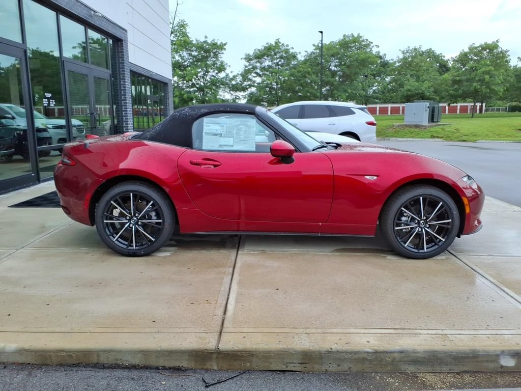 New 2026 MAZDA MX-5 Miata Grand Touring RWD image 9