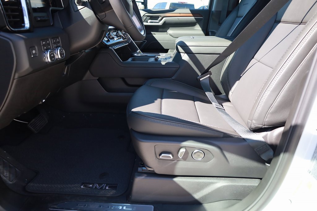 New 2026 GMC Sierra 2500 Denali w/ Technology Package image 11