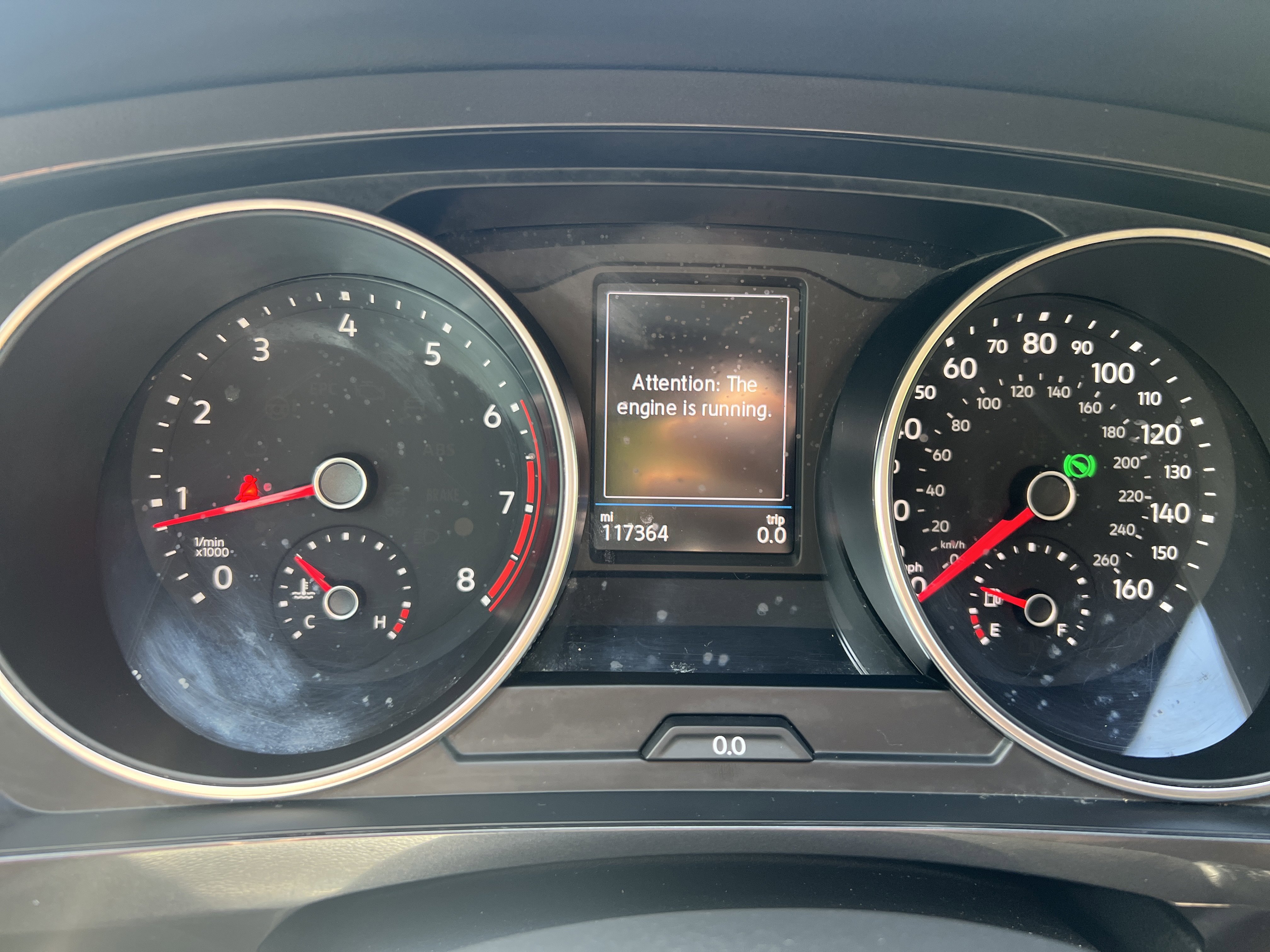 Used 2018 Volkswagen Tiguan SE image 19