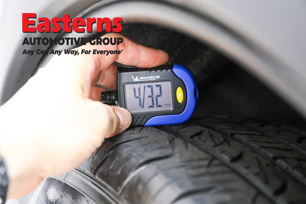 Used 2022 Nissan Rogue SV image 27