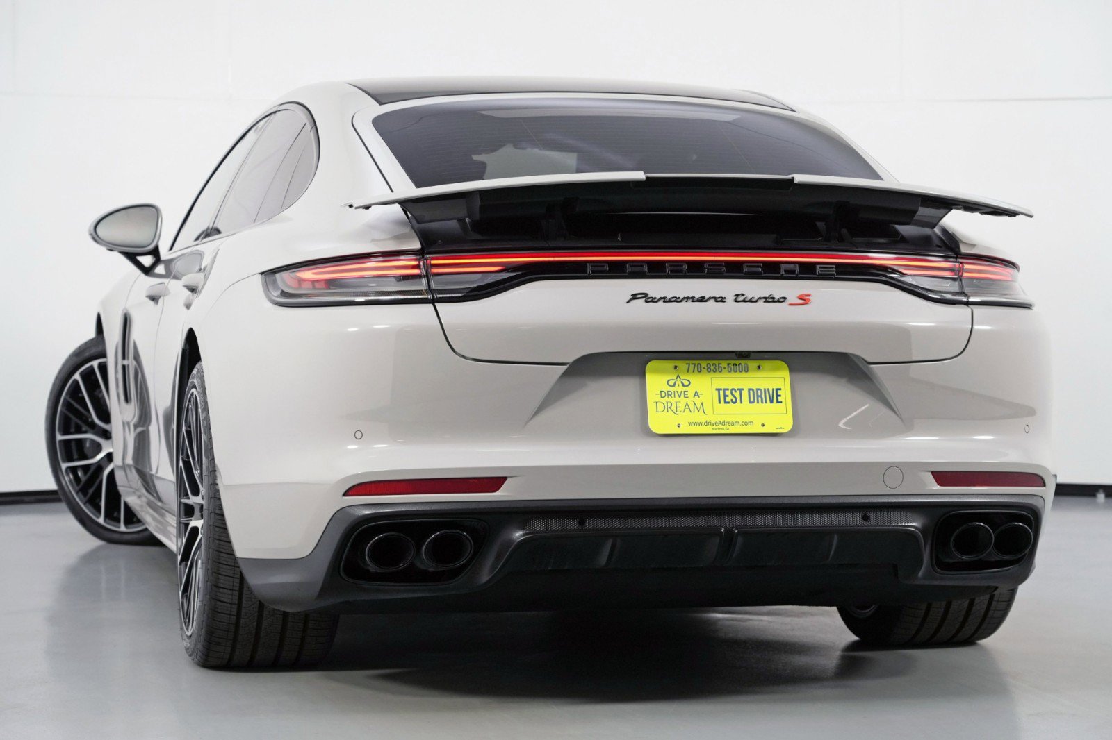 Used 2022 Porsche Panamera Turbo S w/ Premium Package image 6