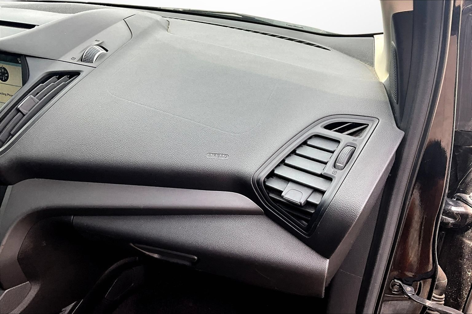 Used 2018 Ford Escape SE w/ SE Sync 3 Package FWD image 21