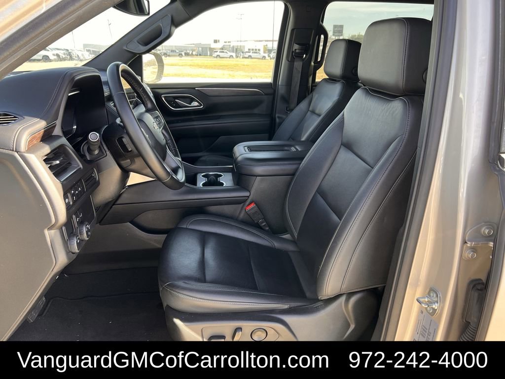 Used 2024 Chevrolet Suburban LT image 24
