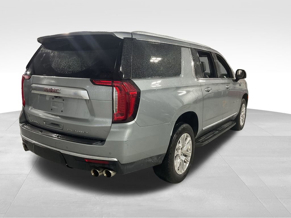 Used 2024 GMC Yukon XL Denali image 7