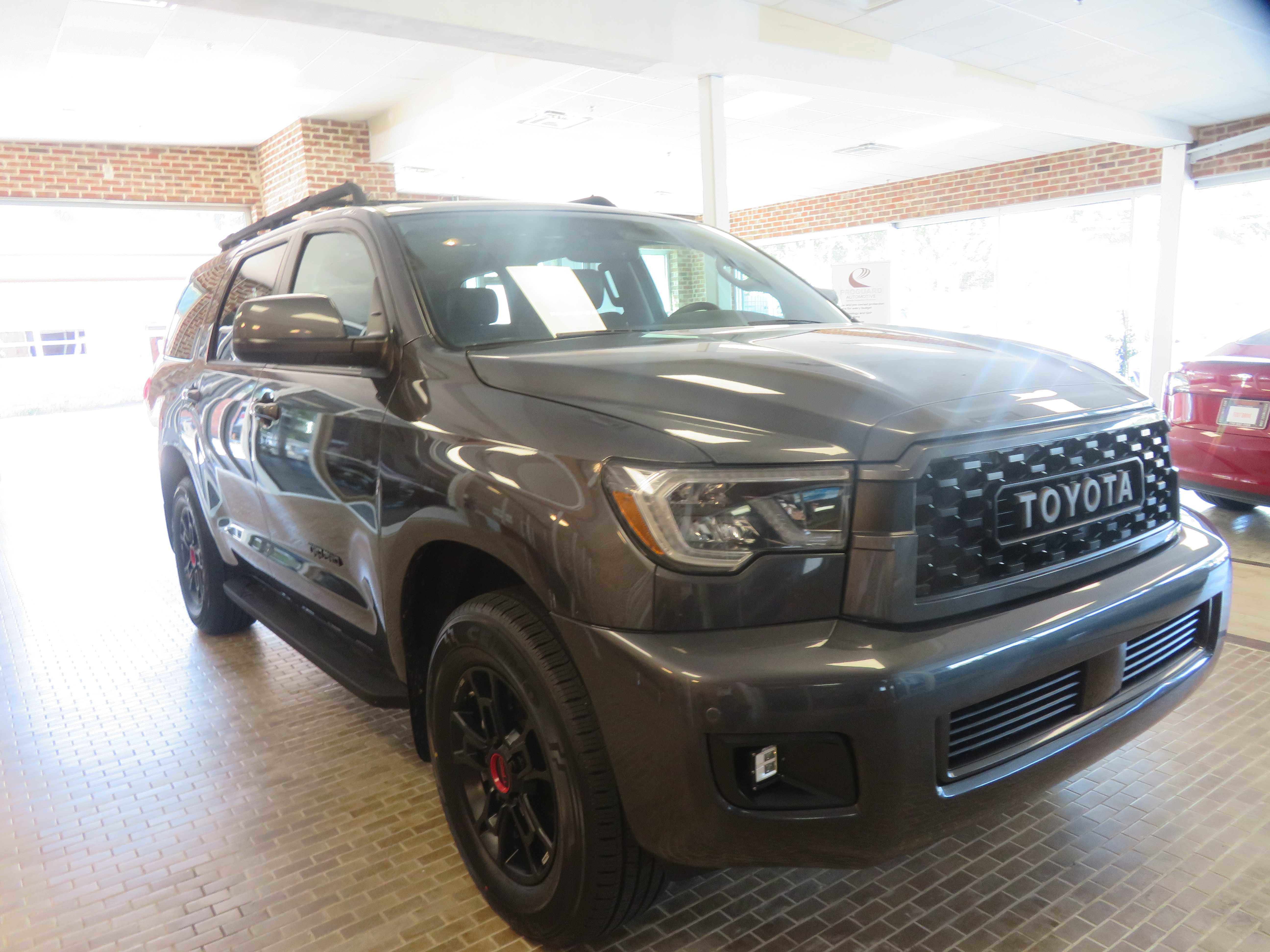 Used 2021 Toyota Sequoia TRD Pro AWD/4WD image 76