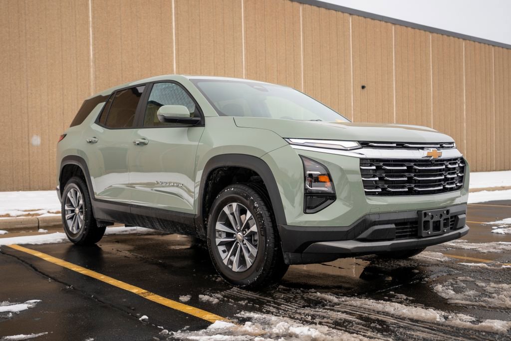 Certified 2026 Chevrolet Equinox LT image 2